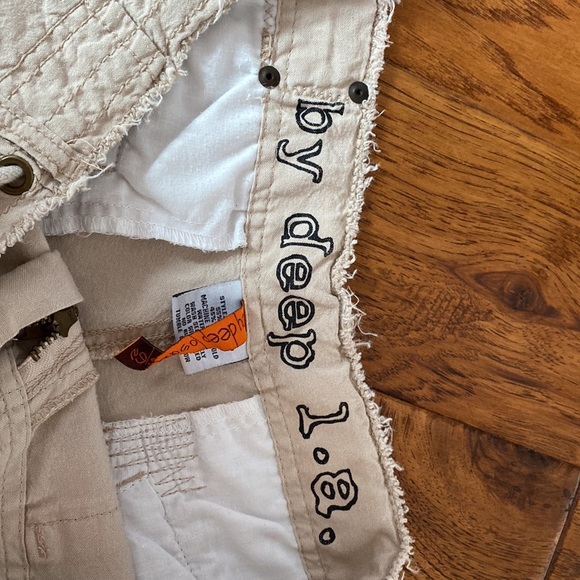 Super cute crop pants - Picture 6 of 6